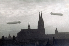 Die Propagandafahrt von LZ 127 "Graf Zeppelin" und LZ 129 "Hindenburg"